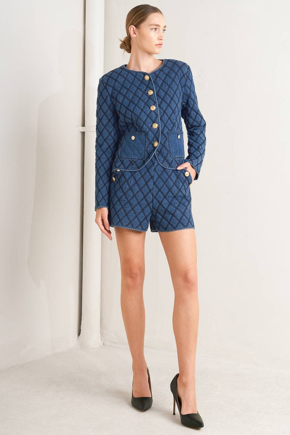 A quilted woven jacket - FJ1286