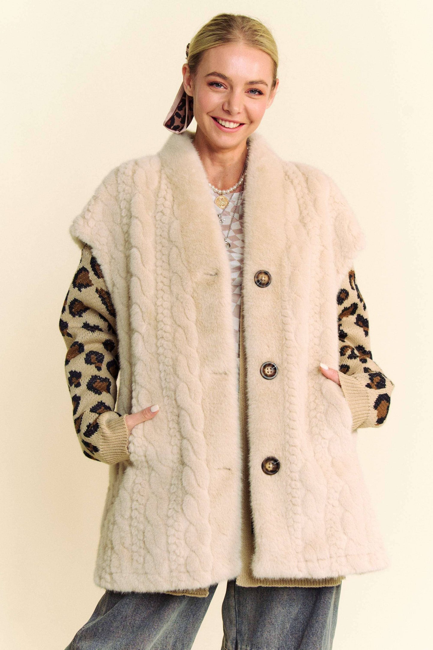 SINGLE BREASTED BUTTON DOWN FUZZY FUR VEST JACKET
