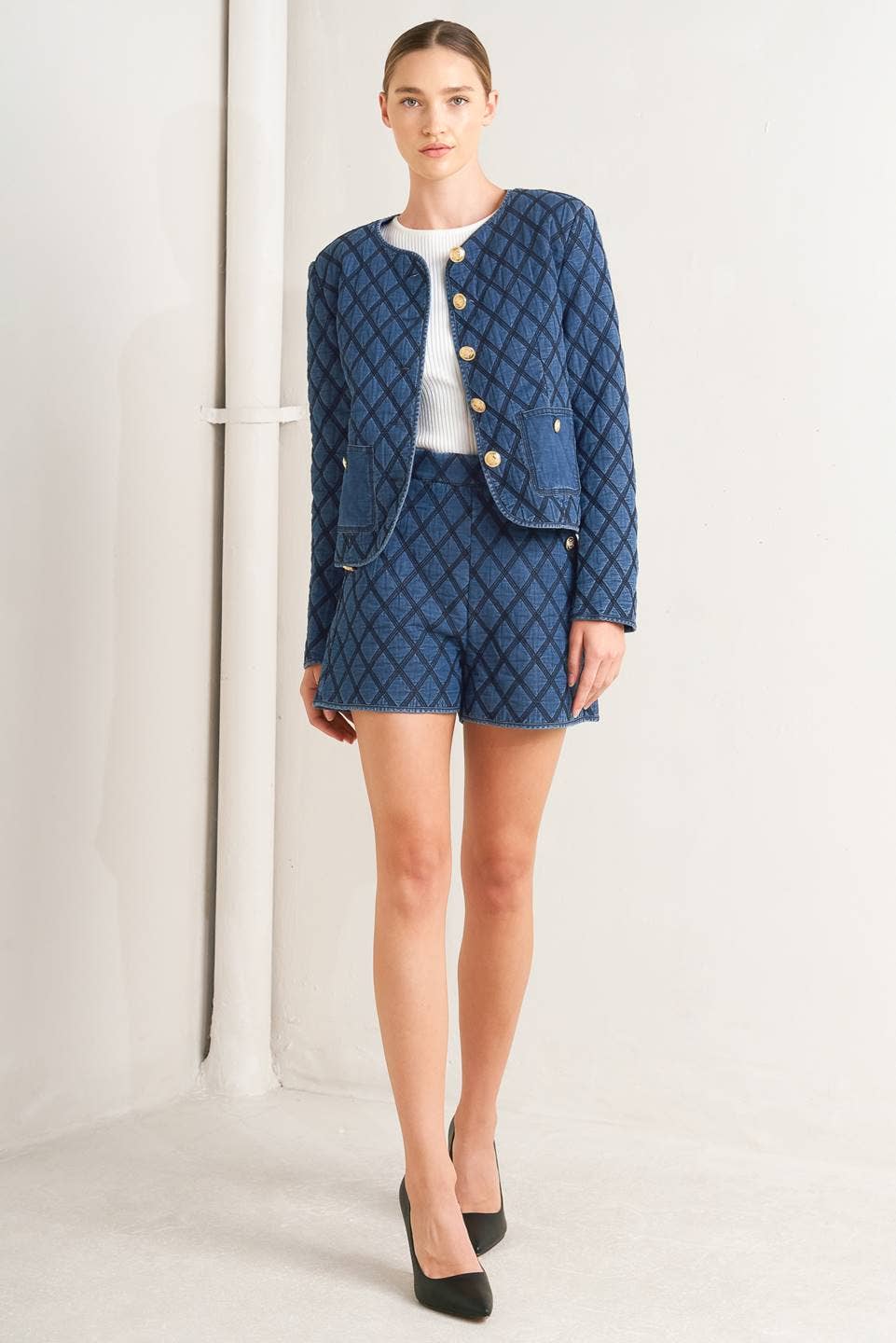 A quilted woven jacket - FJ1286